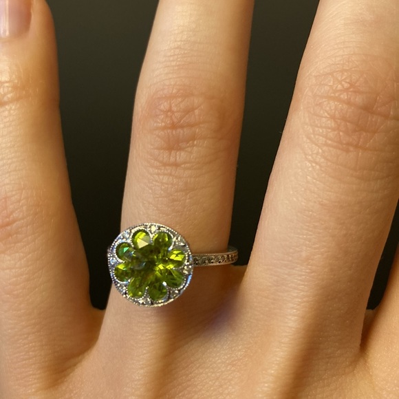 Cathy Waterman Platinum Pave Diamond Green Peridot Flower Ring Size 4.75 - Picture 6 of 13